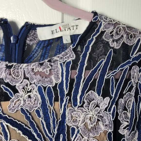 Elliatt Willow Floral Lace Embroidered Sheath Midi Flare Dress - Picture 6 of 7